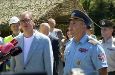 Председник Вучић обишао радове на изградњи нове касарне Војске Србије у Прибоју