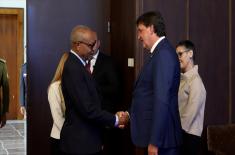 Minister Gašić meets with Angolan Minister of National Defence Lúcio Amaral