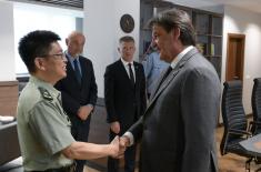 Састанак министра Гашића са замеником начелника Сектора Централне војне комисије НР Кине