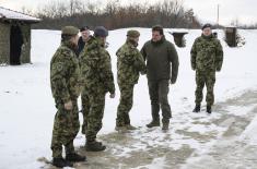 Министар Гашић у Копненој зони безбедности 