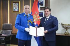 Minister Gašić presents promotion and appointment decrees