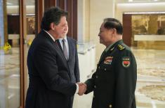 Састанак министра Гашића са потпредседником Централне војне комисије генералом Јоусјом