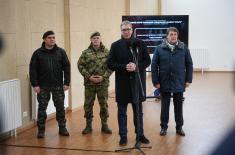 Председник Вучић обишао Одред војне полиције специјалне намене “Кобре”