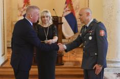 Members of Ministry of Defence and Serbian Armed Forces receive apartment keys