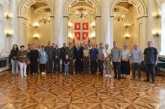 Members of Ministry of Defence and Serbian Armed Forces receive apartment keys