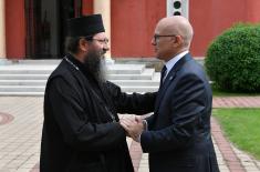 Minister Vučević visits Eparchy of Žiča