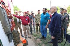 Minister Vučević visits family of Lt. Col. Goran Ostojić killed in Košare