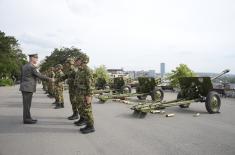 Почасна артиљеријска паљба поводом Дана победе