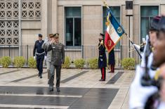 Strengthening military cooperation with France