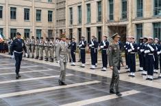 Strengthening military cooperation with France