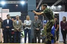 Minister Stefanović visits MoD and SAF stand at Belfis 2022