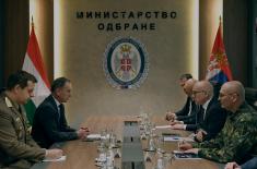 Minister of Defence meets with Hungarian Ambassador