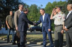Predsednik Vučić i predsednik Egipta al Sisi stigli na prikaz naoružanja