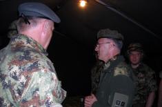 Обилазак превентивно размештених снага Војске Србије