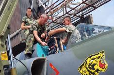 98th Air Brigade’s aircraft technicians undergo training