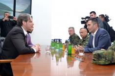 Sastanak ministra odbrane i predsednika opštine Preševo