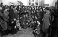 Devojke - učenice na času predvojničke obuke 1952.