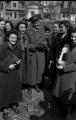 Devojke - učenice na času predvojničke obuke 1952.
