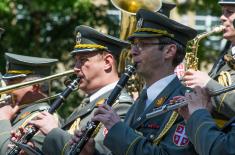 Променадни дефилеи војних оркестара поводом Дана Војске