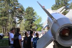 Display of Arms and Military Equipment Attracted a Great Number of Citizens