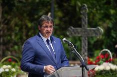 Minister of Defence lays wreath at Memorial to Victims of NATO Aggression on Varvarin Bridge