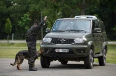 Minister Gašić visits Dog Training Centre in Niš
