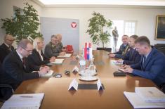 Minister Stefanović meets with Austrian Minister of Defence Tanner