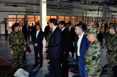 Prime Minister visits 63rd Parachute Battalion