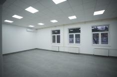 Министар Гашић обишао инфраструктурне радове у касарни „Стефан Немања“ у Рашки