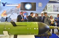 Minister Vulin at the Military Technology Trade Fair in Paris