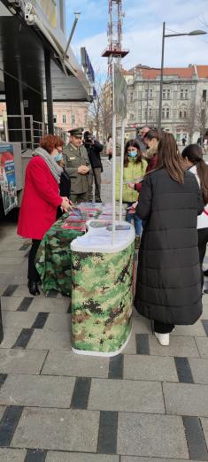 Наставак промоције добровољног служења војног рока у градовима Србије