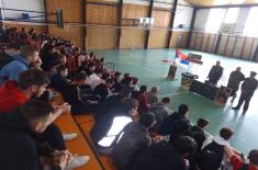 Predstavljanje dobrovoljnog služenja vojnog roka u više gradova Srbije