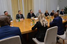 Sastanak predsednika Vučića sa ministrom odbrane Republike Angole
