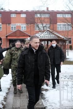 Minister Stefanović, Minister Vulin and General Mojsilović discuss situation in Ground Safety Zone  