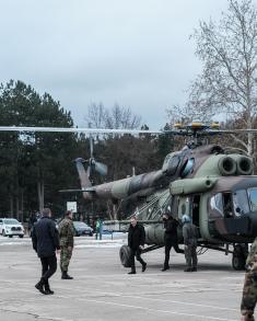 Minister Stefanović, Minister Vulin and General Mojsilović discuss situation in Ground Safety Zone  