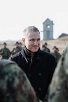 Minister Stefanović visits Air Force and Air Defence NCO Course students  