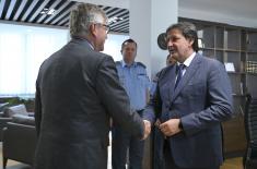 Састанак министра Гашића са подсекретаром УН за мировне операције