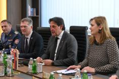 Sastanak ministra odbrane sa ambasadorom Indonezije 