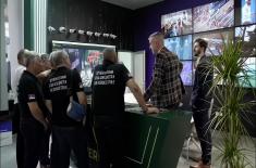 Чланови Удружења ветерана органа безбедности и војне полиције посетили сајам ”Партнер 2025”