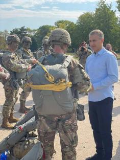 Вежба падобранских јединица Војске Србије и Оружаних снага САД 