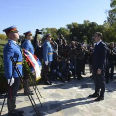 Predsednik Vučić predvodio ceremoniju Dana sećanja na žrtve u Drugom svetskom ratu