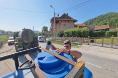 Војска Србије помаже у водoснабдевању угрожених општина