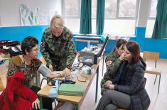 Military Doctors Provide Assistance to Inhabitants of Villages near Tutin and Preševo