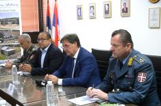Министар Гашић обишао „Прву искру“ у Баричу