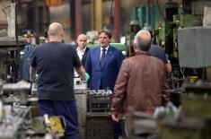 Ministar Gašić obišao fabrike Odbrambene industrije u Kragujevcu