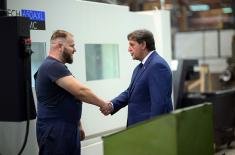 Ministar Gašić obišao fabrike Odbrambene industrije u Kragujevcu