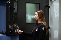 Ministar Gašić obišao fabrike Odbrambene industrije u Kragujevcu