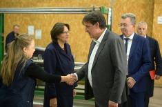 Minister Gašić visits Yumco in Vranje 