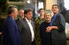 Minister Gašić visits Yumco in Vranje 