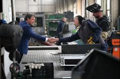 Ministar Gašić obišao fabrike Odbrambene industrije u Kragujevcu